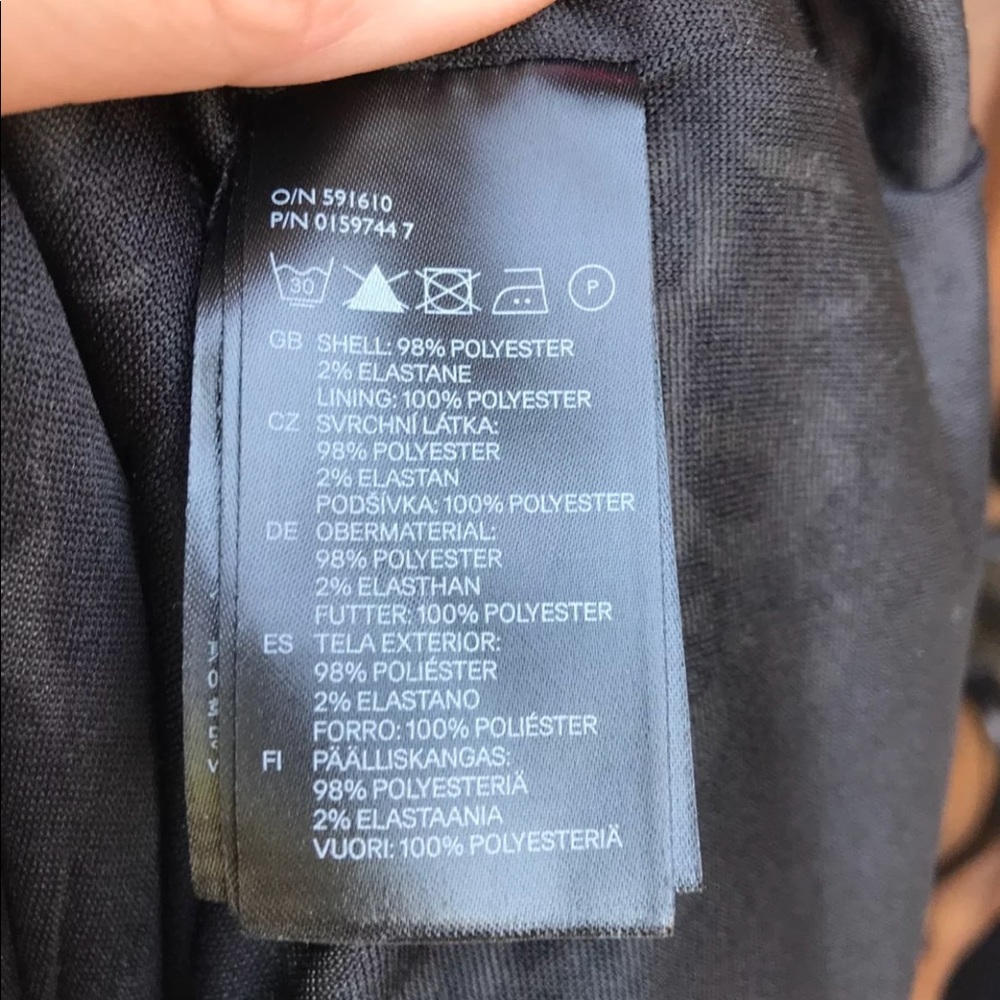 CUTE H&M DRESS - Picture 7 of 7